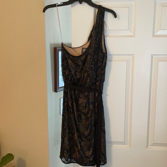 Vince Camuto Dresses & Skirts - Vince Camuto black cocktail dress like new